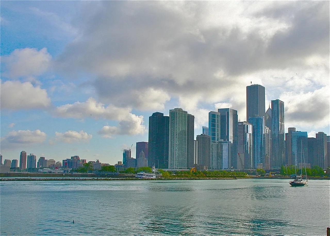Title and closing services in Illinois